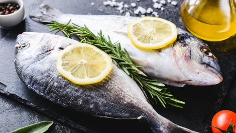 Ali je sploh še varno jesti ribe?