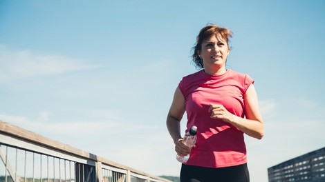 4 glavni razlogi, da bi morali v svoje življenje po 50. letu uvesti vadbo