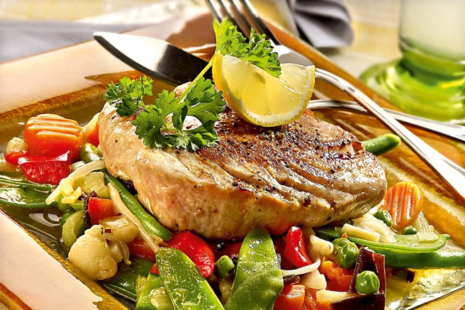 Tunov steak po azijsko