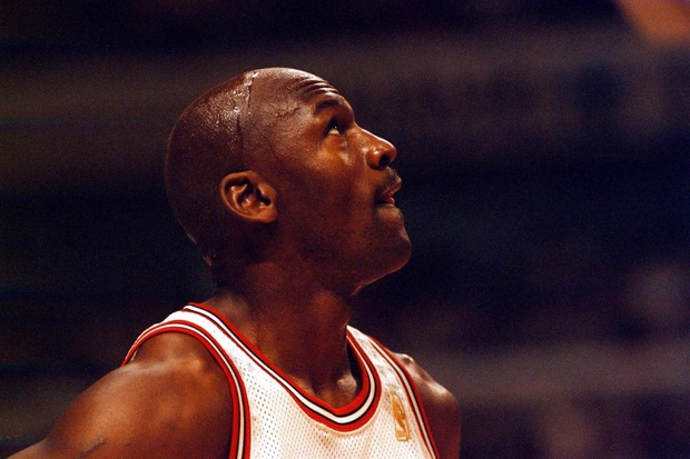 • V življenju sem velikokrat padel in izgubil, a prav to je razlog, zakaj sem uspel. Michael Jordan (56 let), …