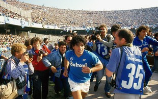 Prihaja Diego Maradona