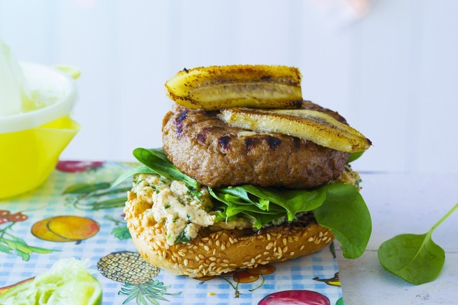 Hitro pripravljeno: Banana Joe - posebnež med hamburgerji