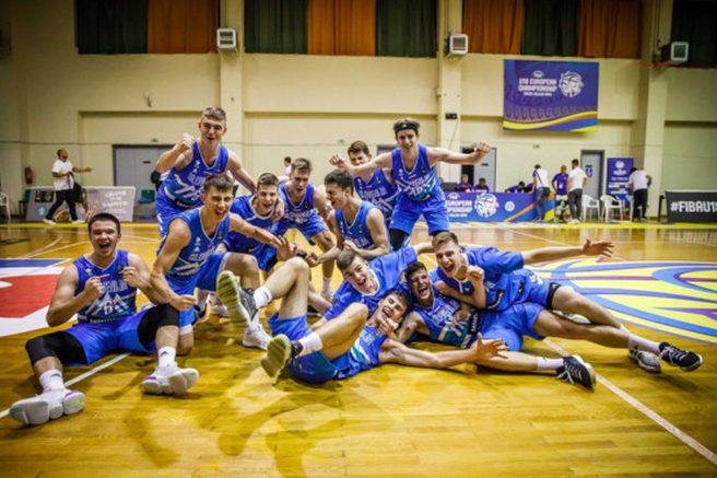 Slovenski košarkarji do 18 let tretji v Evropi