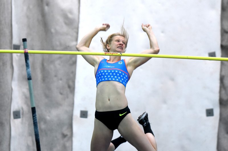 Tina Šutej postavila nov slovenski rekord v skoku s palico (foto: Profimedia)