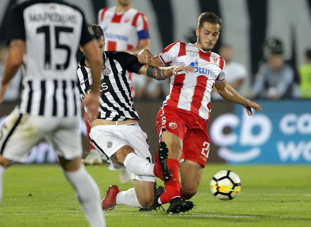 Večiti ali beograjski derbi, Crvena Zvezda – Partizan Večni derbi med beograjskima kluboma se celo bolj kot na nogomet nanaša …