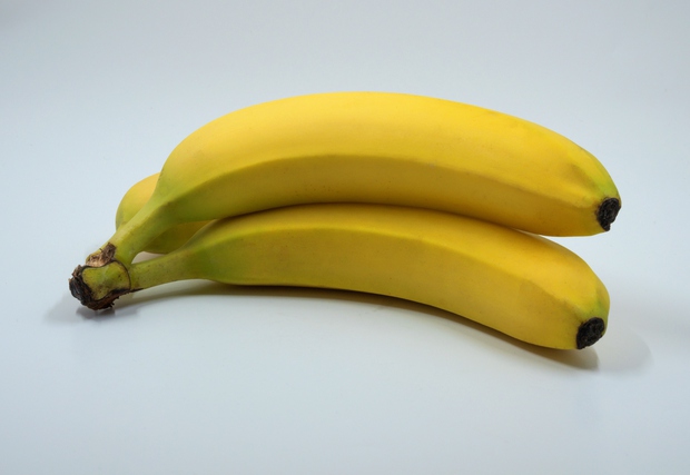 Banane Raziskave kažejo, da lahko tri banane na dan znatno zmanjšajo (povečan) krvni pritisk. Zaradi visoke vsebnosti kalija nevtralizirajo raven …