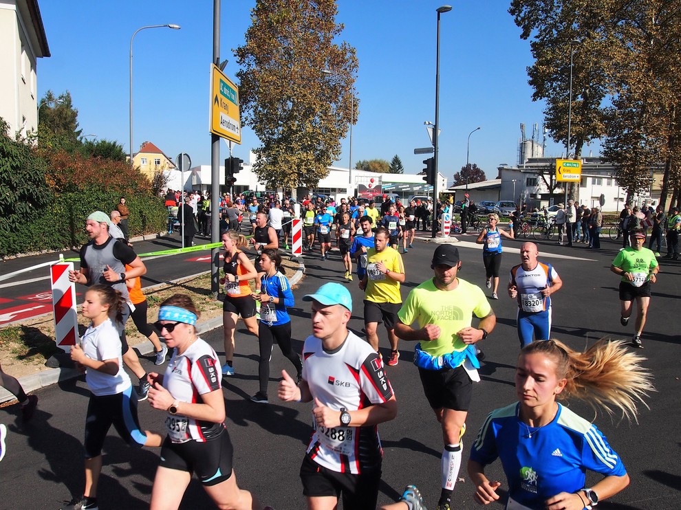 Ljubljanski maraton: Ste tekli na 21 ali 42 km? (Fotogalerija)