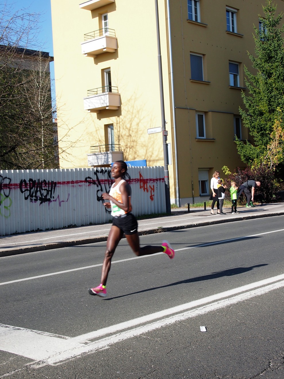 Ljubljanski maraton: Ste tekli na 21 ali 42 km? (Fotogalerija)