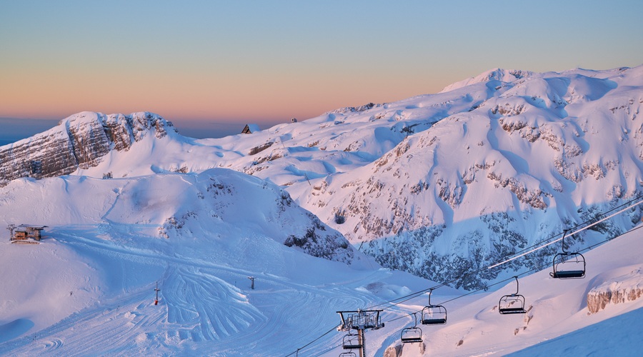 Ni še konec! Smučišče Kanin vabi na spomladansko smuko! (foto: Iztok Medja)