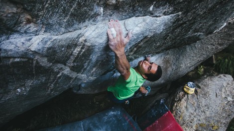 Inštruktor plezanja Andraž Gregorčič: “Pri plezanju se naučiš padati“