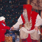 NAPAPIIRI - Božičkova vas, kjer že od leta 1950 deluje čisto prava Božičkova pošta (foto: profimedia)