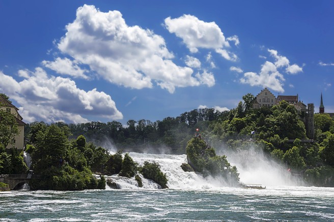FOTO: Ste si že ogledali najširše slapove v Evropi? (niso tako daleč, kot si mislite!)