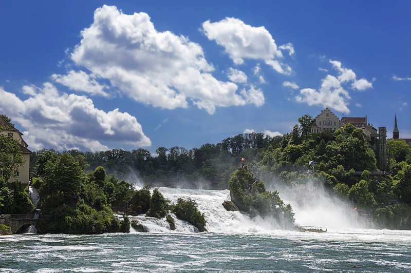 FOTO: Ste si že ogledali najširše slapove v Evropi? (niso tako daleč, kot si mislite!) (foto: profimedia)