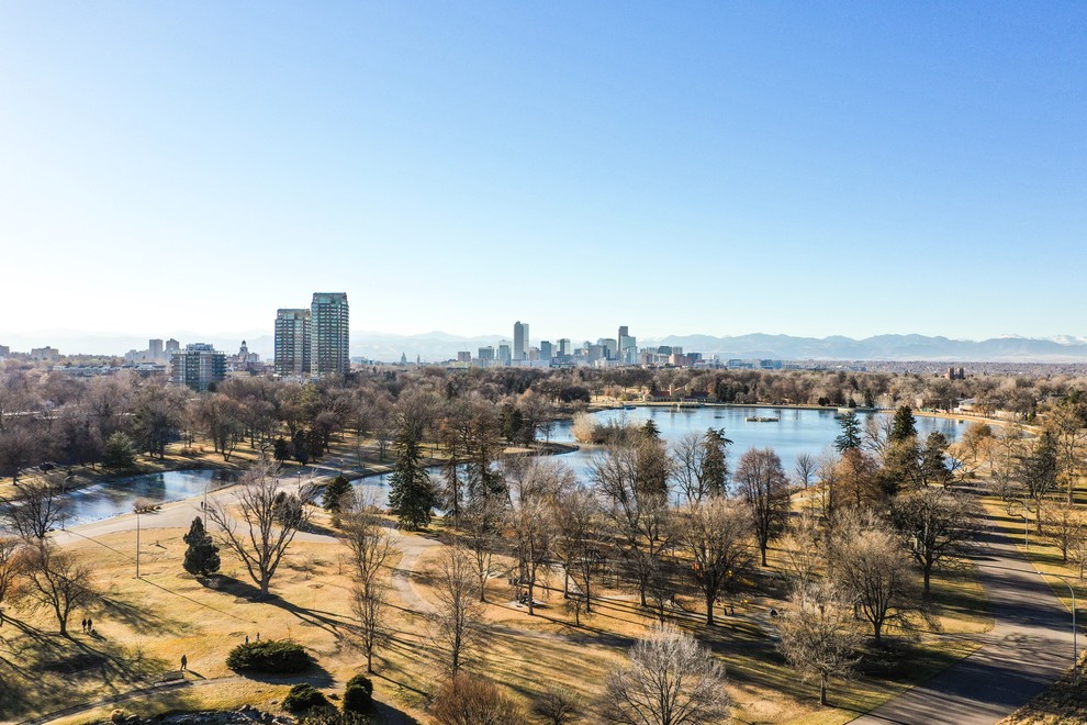 Denver, ZDA Mesto ob gorah Rocky Mountains velja za trenutno najbolj prijetno, napredno, ozaveščeno in zanimivo mesto v ZDA, kjer …