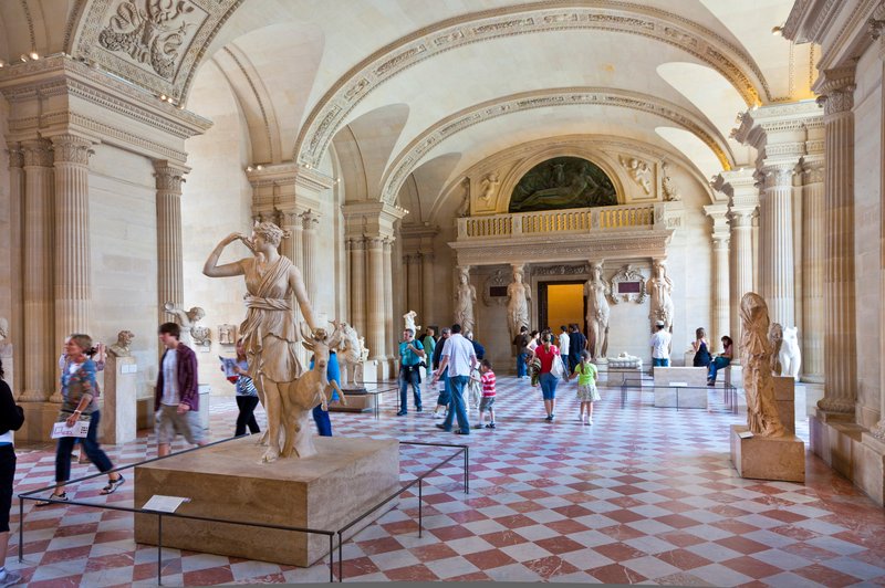 Kam danes z varnega kavča? V pariški Louvre na virtualni sprehod po oddelku egipčanske umetnosti (foto: profimedia)