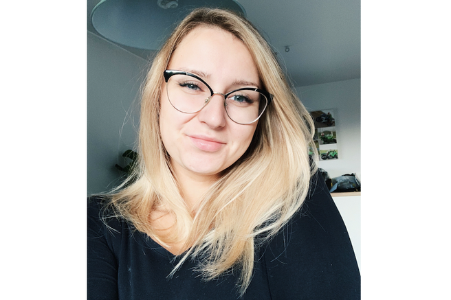 22-letna Slovenka Tea iskreno o okužbi s koronavirusom: "Oglašajo se mi tudi takšni, ki preživljajo isto"