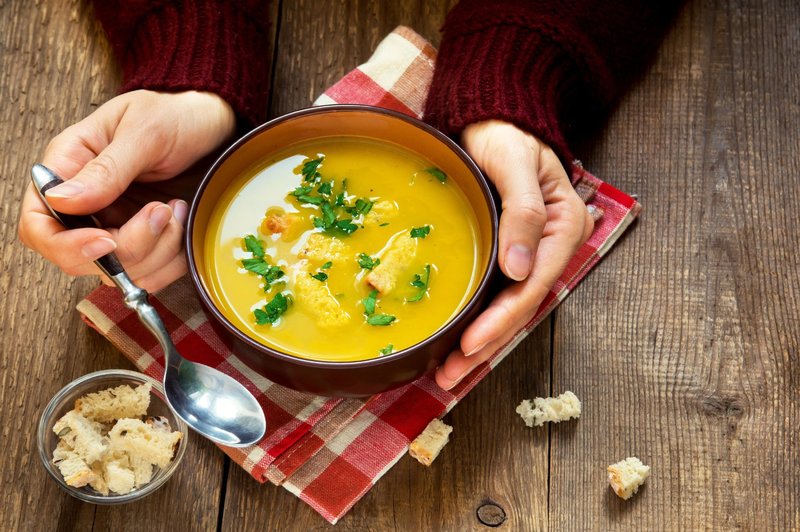 Zelenjavna juha lahko pomaga tudi ob prehladu. (foto: Profimedia)