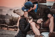 Zakaj srečni pari ne delijo svojega življenja na družbenih omrežjih?