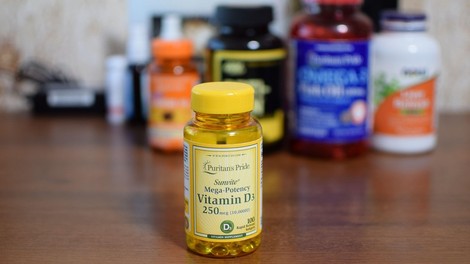 Zaključki o izjemnih varovalnih učinkih vitamina D skoraj zagotovo preuranjeni!