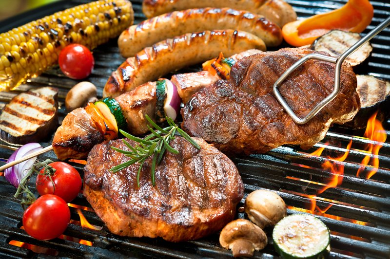 Katero vrsto mesa izbrati za vašo piknik pojedino? (foto: Shutterstock)