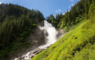 To so najbolj spektakularni slapovi v Evropi (In nekateri sploh niso tako daleč, kot si mislite!)