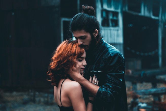 Vas partner čustveno zlorablja? Tu je 6 znakov, ki jih ne smete prezreti!