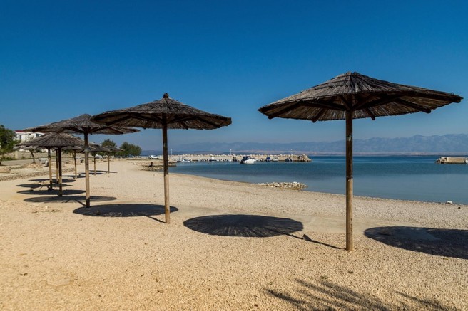 Najbolj obiskan jadranski otok navkljub pandemiji beleži več kot 500.000 nočitev