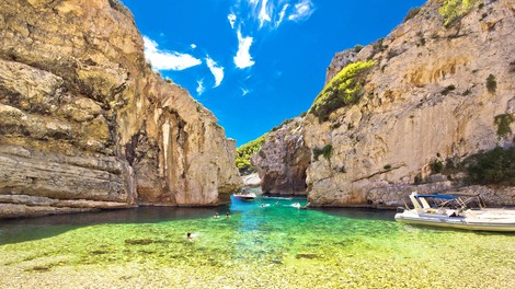 Ste že odkrili to skrito oazo v Dalmaciji?