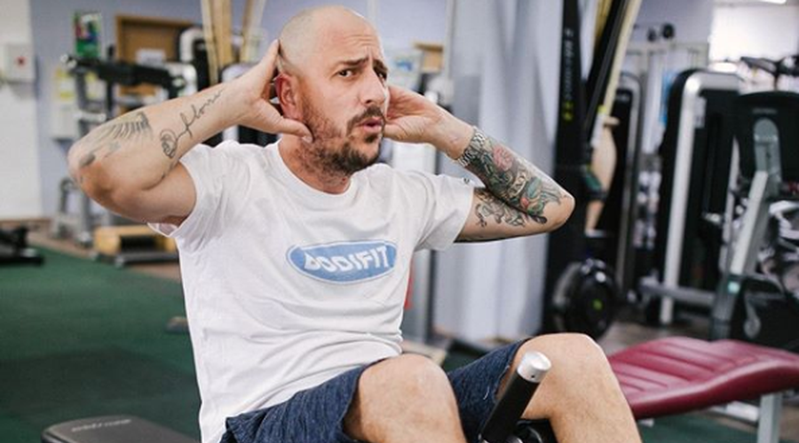 Super fit 6pack Čukur je pokazal, kako je v 5 tednih izklesal telo (foto: Instagram)