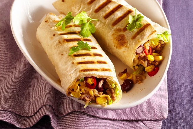 Recept: Proteini v tortilji (+ slastna avokadova omaka)