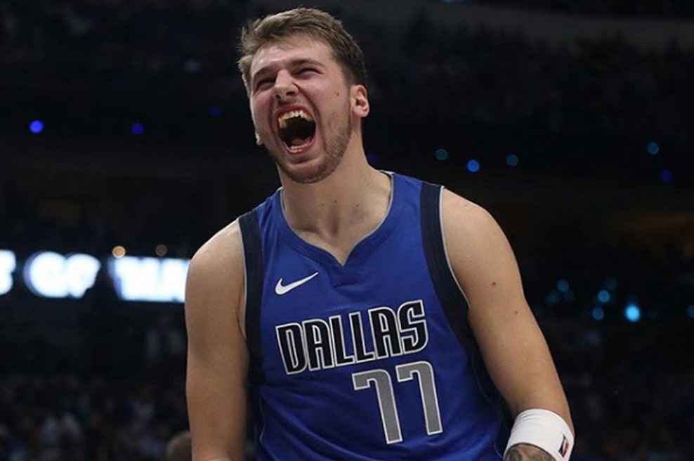 Luka Dončić s tekmo kariere popeljal Dallas do zmage. Poglejte si njegovo trojko ob pisku sirene! (foto: Instagram Dallas Mavericks)