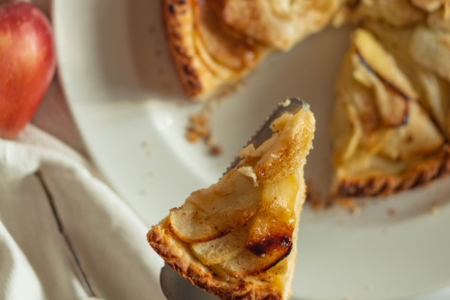 Recept: mini jabolčna pita v lončku