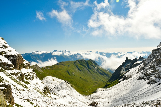 Najprej se z žičnico povzpnete do začetne točke Pizolhütte (2227 m), kjer se odpre prvi razgled. Pohod je Klara opravila …