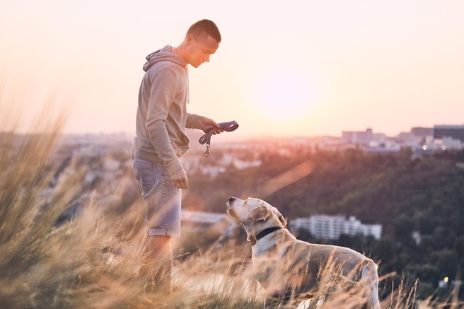 10 navad, ki jih je dobro vključiti v jutranjo rutino (še posebej, če se spopadate s tesnobo)