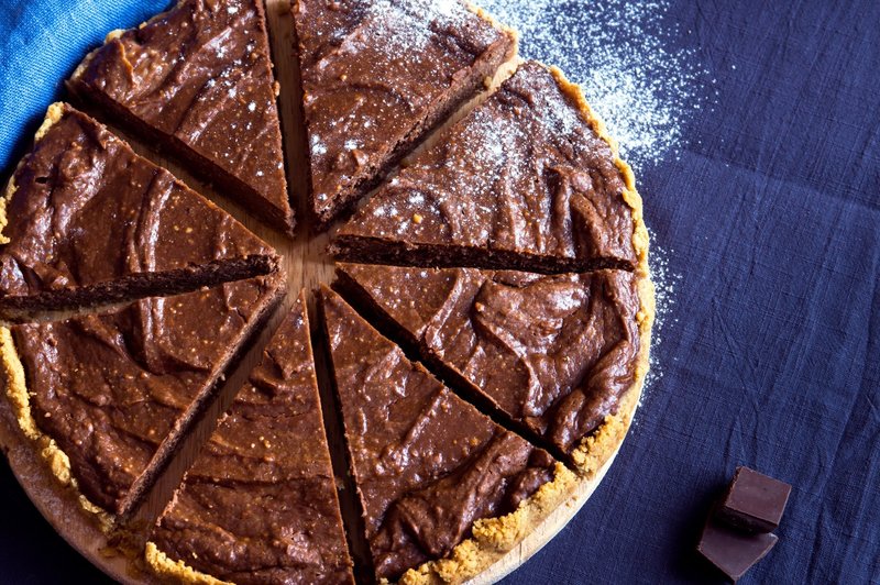 Recept: Čokoladna avokadova torta iz 5 sestavin (brez pečenja) (foto: profimedia)