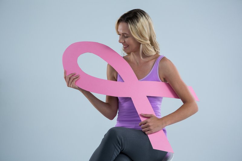 Zgodnje odkrivanje raka dojk! Kako si pravilno pregledate dojke? (VIDEO) (foto: profimedia)