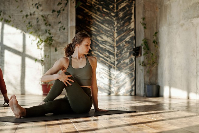 Pink October Yoga - dan joge za dober namen