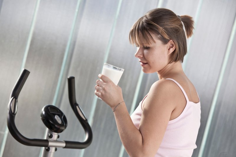 Če se izogibate mlečnim izdelkom brez razloga, telo prikrajšate za te pomembne snovi (foto: profimedia)