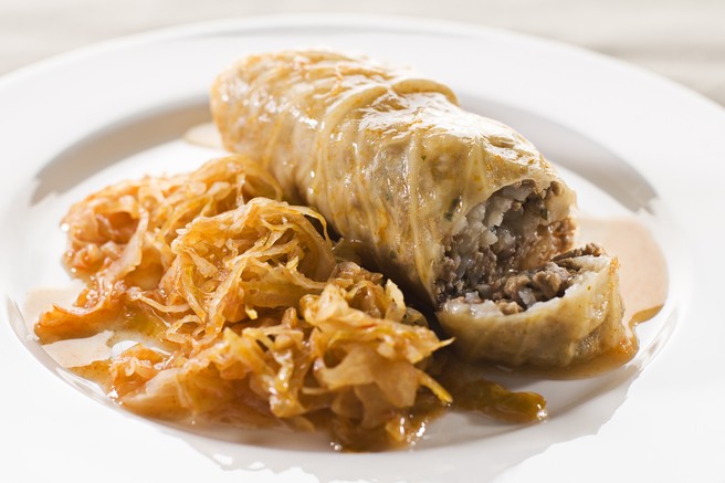 Sarma je turška jed, a smo jo vzeli zelo za svojo (imamo odličen recept!)