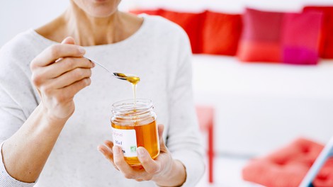 10 zdravilnih lastnosti medu