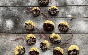 Recept: slastni masleni božični piškoti, ki se stopijo v ustih