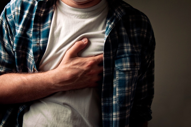 Mrzlo srce lahko zaščiti možgane Včasih se za ljudi, ki doživijo srčni zastoj, uporabi terapevtska hipotermija. Ko srce začne ponovno …