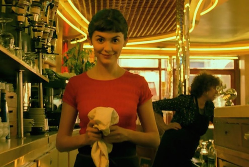 Amelie (2001) Eden najbolj prijetnih filmov vseh časov govori o najbolj romantični osebi na svetu Amelie Poulain, ki išče ljubezen …