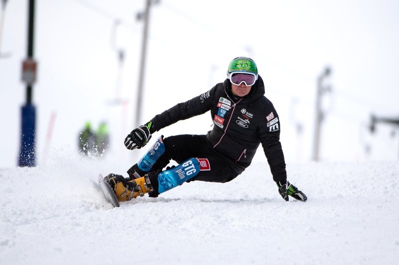 Svetovno prvenstvo v alpskem deskanju na snegu 2021 na Rogli: Navijamo za naše deskarje! (foto: Zavarovalnica Triglav (promocijsko gradivo))