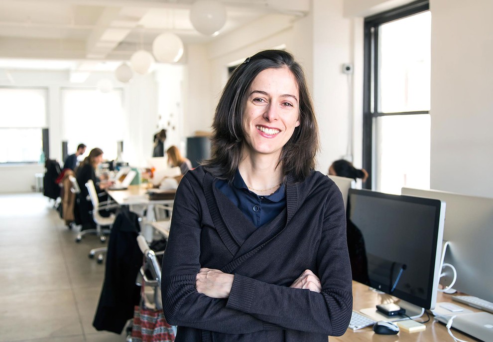 AMANDA HESSER Amanda je generalna direktorica Food52 in avtorica kuharskih knjig. ● KAKŠNA JE NJENA JUTRANJA RUTINA: Ker prespim vse …