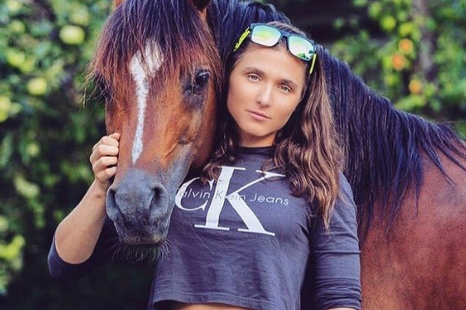 Smučarska tekačica Eva Urevc je velika ljubiteljica živali