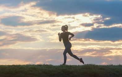 5 dobrih razlogov, zakaj je bolje telovaditi zjutraj