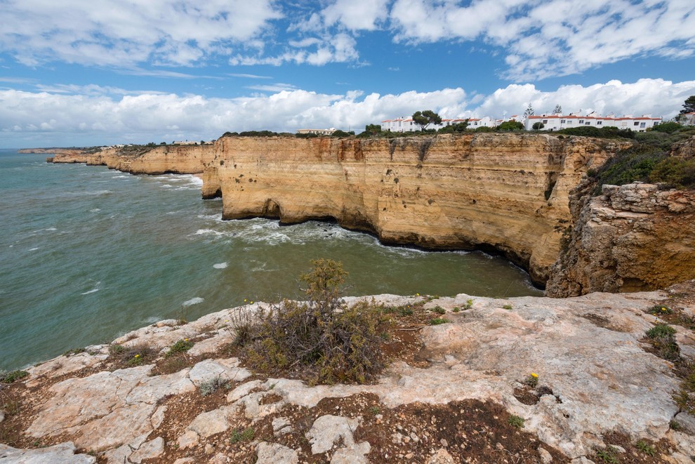 Sedem visečih dolin, Lagos, Algarve, Portugalska Algavre je najbolj južna portugalska pokrajina, ki se nahaja približno 200 kilometrov južno od …