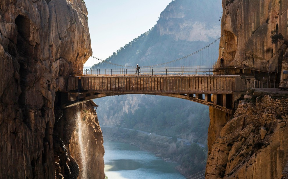 El Caminito del Rey, Andaluzija, Španija El Caminito del Rey je seveda v osnovi romarska pot, ki so jo skrbno …