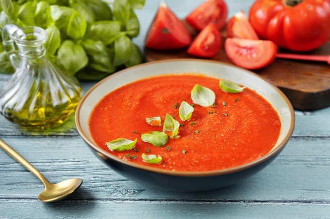 Popolno poletno kosilo: Italijanska paradižnikova juha